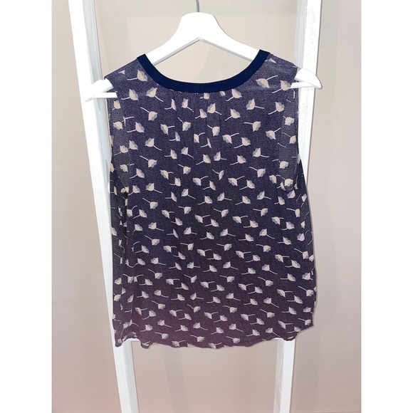 Loft v-neck top - Picture 2 of 3